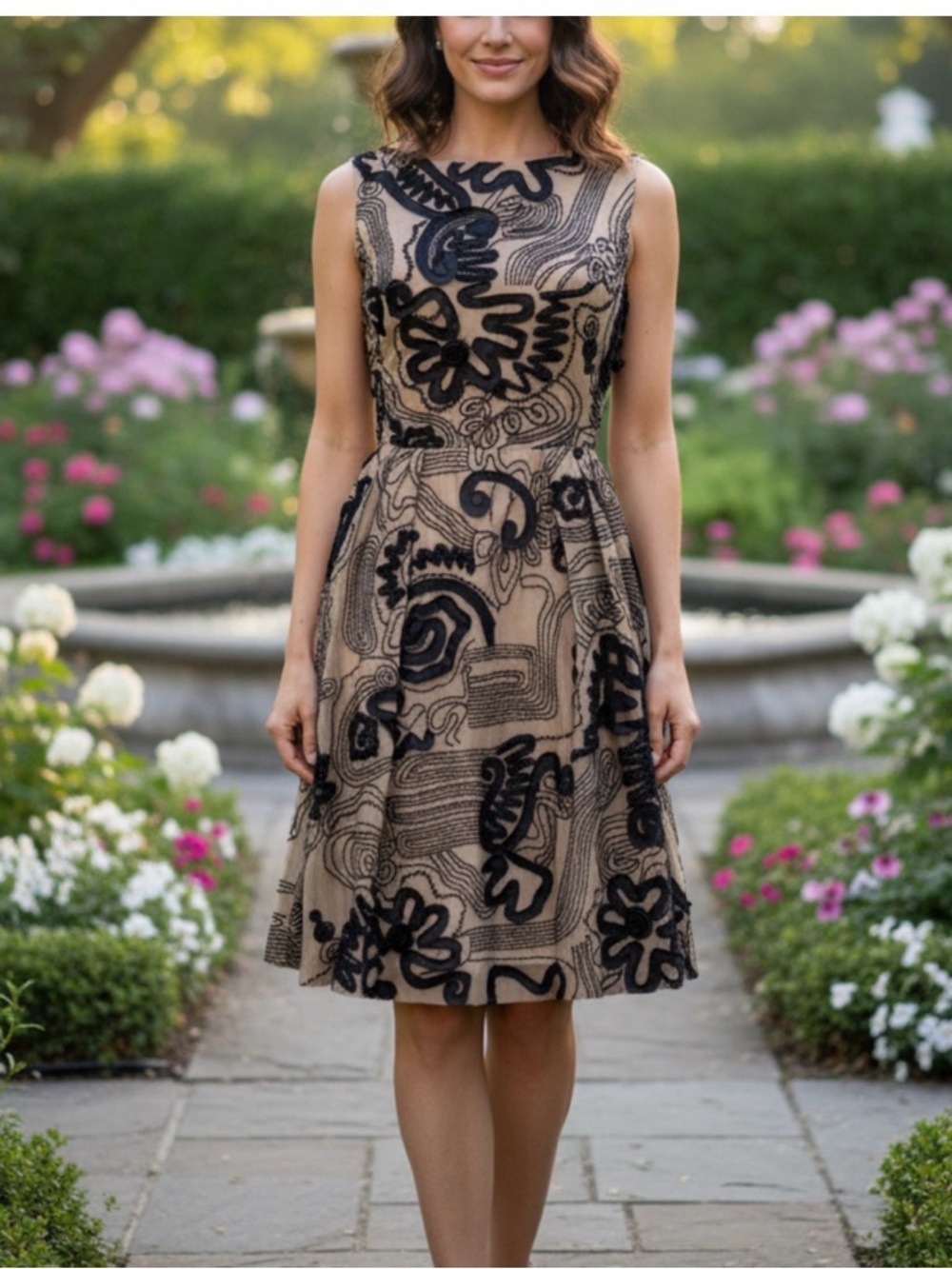 New Oscar De La Renta Dress. Resort 2010.